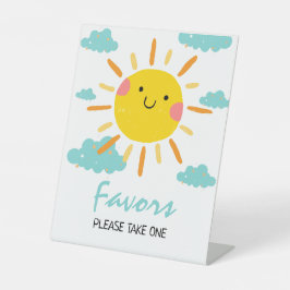 最初の旅のまわりに日の最初の誕生日の好意 台座サイン