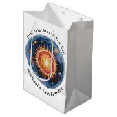 最初の旅のまわりに日の最初の誕生日パーティー ミディアムペーパーバッグ (正面アングル)