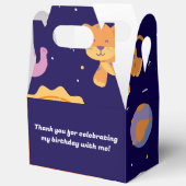 最初の旅のまわりに日愛生誕生日ギフトボックス フェイバーボックス (見開き)