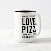 最初の来愛の後のピ来ザ |おもしろいピザパーティー ツートーンマグカップ (正面右)