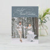 最初の結婚したクリスマスの新しい写真石板ブルー シーズンカード (スタンド正面)