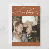 最初の結婚したクリスマスの新婚写真テラコッタ シーズンカード (正面)
