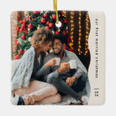 最初の結婚したクリスマス2枚の写真シンプル写真 セラミックオーナメント (正面)
