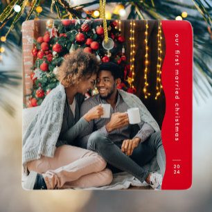 最初の結婚したクリスマス2枚の写真シンプル赤 セラミックオーナメント