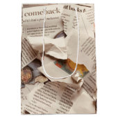 最初の結婚記念日の編集可能 ミディアムペーパーバッグ (裏面)