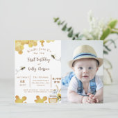 最初の蜂の誕生日黄色い蜂とひまわりの写真 招待状 (スタンド正面)