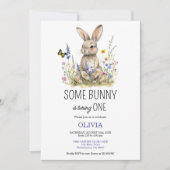 最初の誕生日いくつかのバニーの野生の花の招待 セーブザデート (正面)