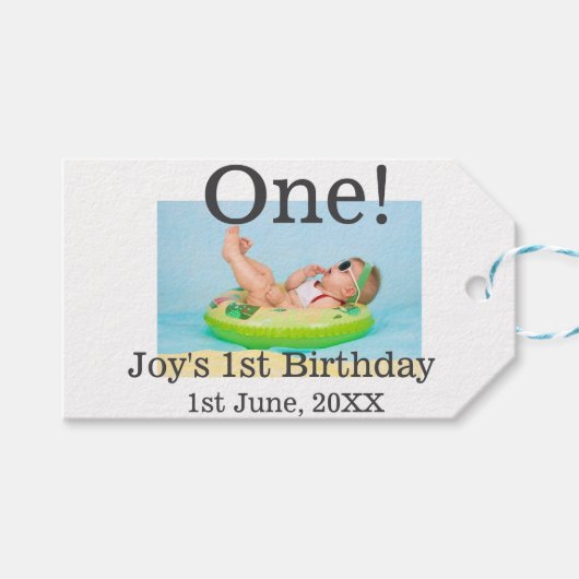 最初の誕生日の写真モダンを1つ追加する日付 ギフトタグ (正面(横))