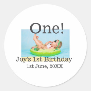 最初の誕生日の写真モダンを1つ追加する日付 ラウンドシール