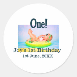 最初の誕生日の写真モダンを1つ追加する日付 ラウンドシール