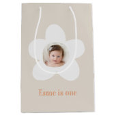 最初の誕生日デイジーボホレトロテラコッタナチュラル ミディアムペーパーバッグ (正面)