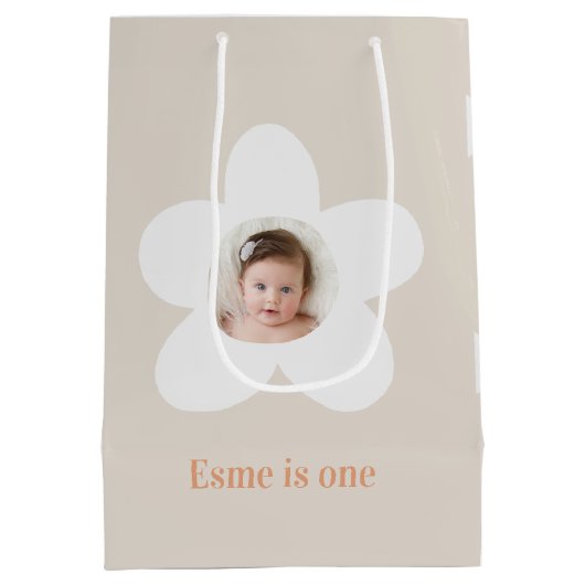 最初の誕生日デイジーボホレトロテラコッタナチュラル ミディアムペーパーバッグ (裏面)