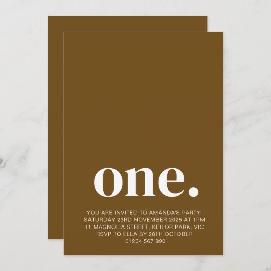 最初の誕生日フォト招待状インBrown & White 招待状 (正面/裏面)