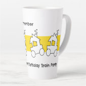 最初の誕生日列車パーティー カフェラテマグ (右アングル)
