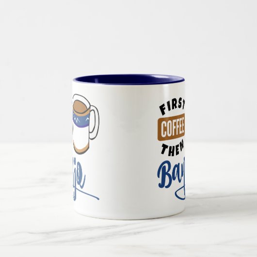 最初コーヒーそしてバンジョーの音楽愛好者 ツートーンマグカップ (中央)