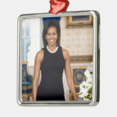 最初女性のミシェールオバマ公式のポートレート メタルオーナメント (左)