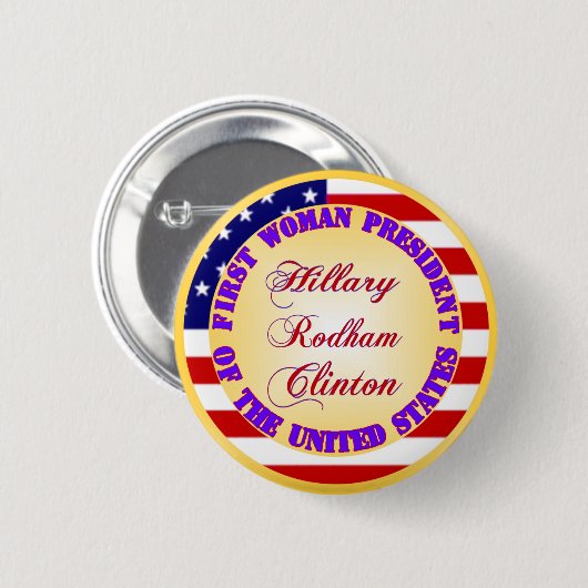 最初女性 缶バッジ (正面&裏面)