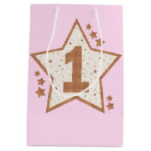 最初誕生日のピンクおよび金ゴールドの星 ミディアムペーパーバッグ (裏面)