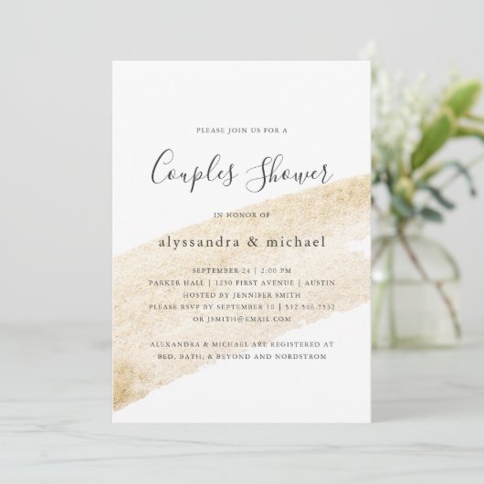 最小主義のブラシ|ののどの金ゴールドのストライプのカップルのシャワー 招待状 (スタンド正面)