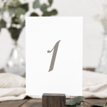 最小色のグレーのテーブル番号