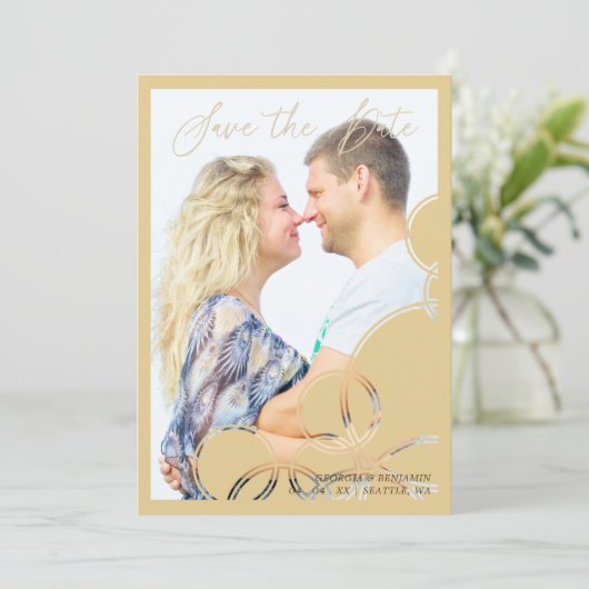 最小限の幾何形状金ゴールド効果フォト セーブザデート (スタンド正面)