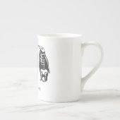 最少限度の要員のペンギンのトリオ ボーンチャイナマグカップ (右)