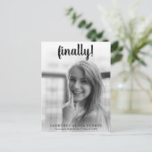 最後にシンプル写真のモダン卒業 案内ポストカード (スタンド正面)