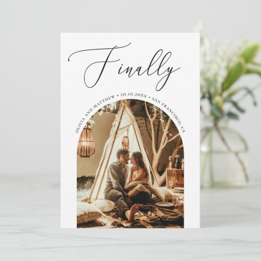 最後にスクリプト。ロマンモダンティックの結婚写真 セーブザデート (スタンド正面)