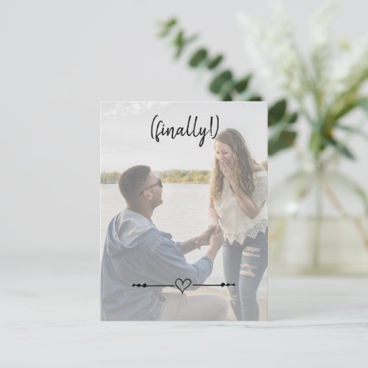 最後にモダンハートかわいい婚約日付を保存 案内ポストカード (スタンド正面)