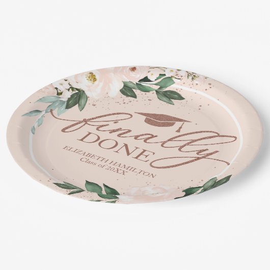 最後に行われたピンク赤面フローラ卒業パーティー ペーパープレート (アングル)