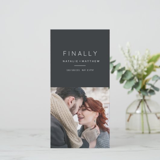 最後に、写真の発表日を保存する セーブザデート (スタンド正面)