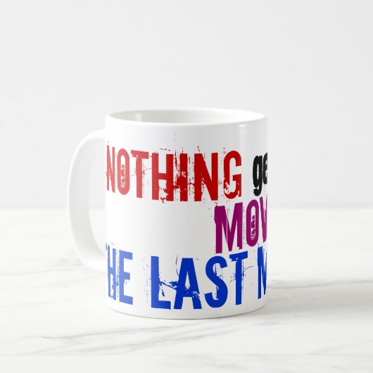 最後のユーモアのある分のProcrastinatorタイポグラフィ コーヒーマグカップ (正面左)