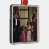 最後の夜のバラクオバマ家族の波の メタルオーナメント (右)