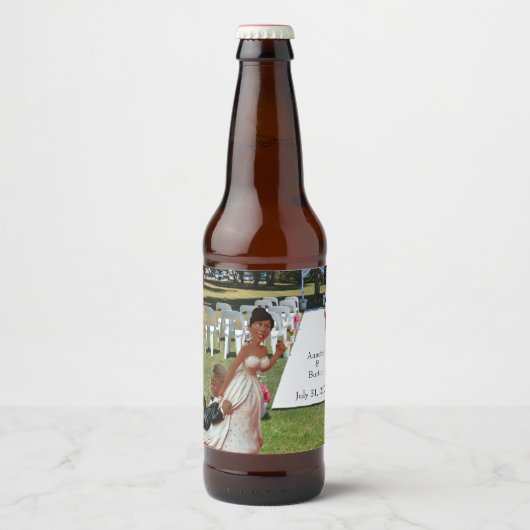 最後結婚の黒おもしろい人夫婦 ビールラベル (正面)