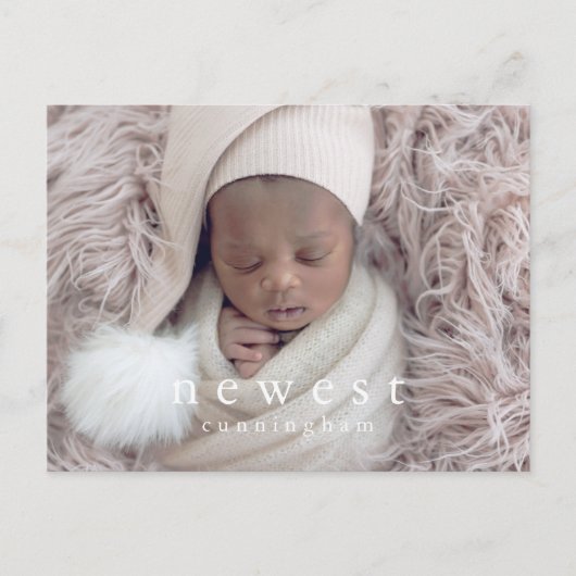 最新家族の一員 モダンでおしゃれな赤ちゃんの誕生 案内ポストカード (正面)