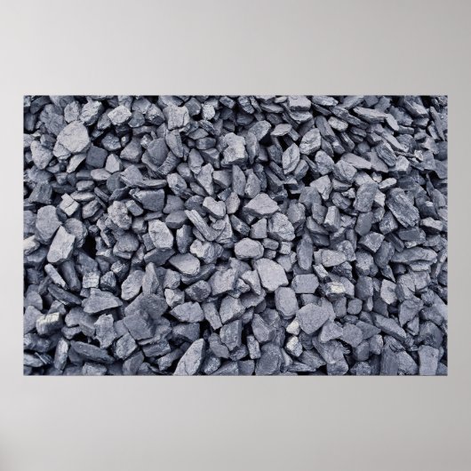 最近ストリップ炭鉱から発掘された石炭の山 ポスター (正面)