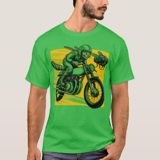 最速オートバイキャットセカダスフェラインバイクもしくは自転車に乗る人 Tシャツ