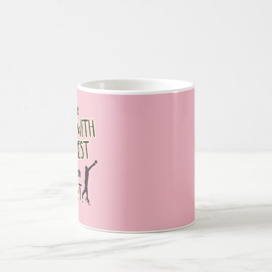 最高にコーヒー・マグが付いている砲丸投げ投球 コーヒーマグカップ (中央)