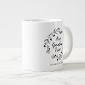 最高のおばあちゃんエバーファミリーフローラリースイヤーブラック ジャンボコーヒーマグカップ (正面右)