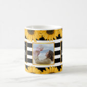 最高のお母さん家族フォトサンフラワーブラックストライプ コーヒーマグカップ (中央)