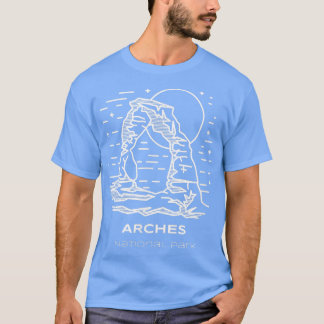 最高のアーチ国立公園ハイキング Tシャツ