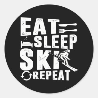 最高のス食べプアパレルSLEEP SKI REPEAT おもしろい ラウンドシール