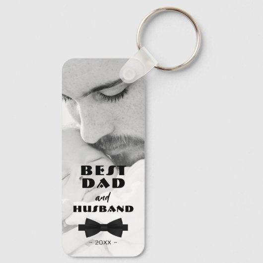 最高のパパと夫の黒いタイの写真エレガント キーホルダー (裏面)