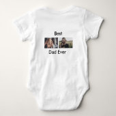 最高のパパは常に幸せな父の日あなたの写真を追加 ベビーボディスーツ (裏面)