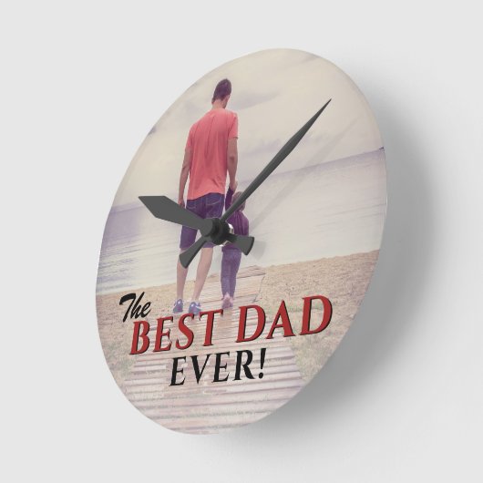最高のパパエバモダンタイポグラフィの父の日の写真 ラウンド壁時計 (傾斜)