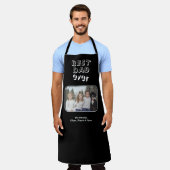 最高のパパエバー黒カスタム写真記念 エプロン (着用した状態)