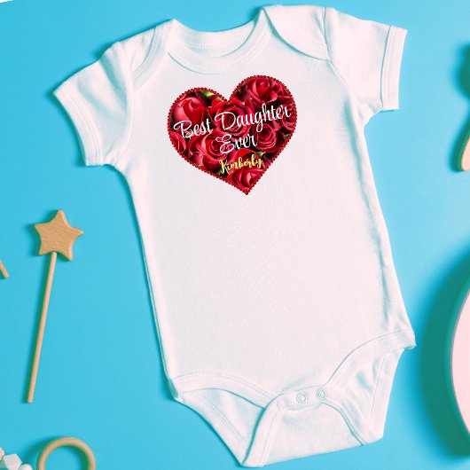 最高のベビーモダン赤いハート母の日 ベビーボディスーツ