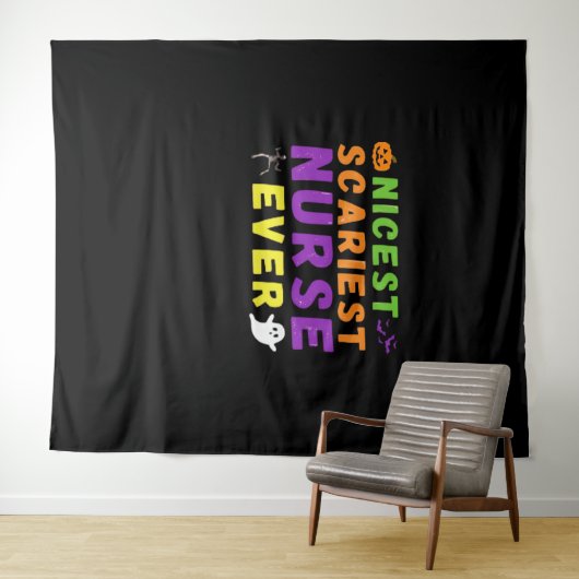 最高の怖いナース史上最高のハロウィーンクラシック タペストリー (インサイチュ(横))