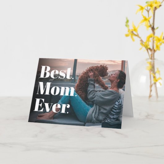 最高の母は犬モダン母の誕生日カスタム写真 カード (黄色い花)