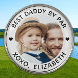 最高のDADDY By Parフォトパーソナライズされた・ゴルファー ゴルフボールマーカー<br><div class="desc">パ最高のーアのパパ…ゴルフお気に入りのと子供の2つ！18穴を持って連れて行け遊る。カスタマイズ写真と名前のゴルフボお気に入りのールマーカー誕生日でも、父の日でも、クリスマスでも、これらのパパのゴルフボールお気に入りのは。全素晴らしてのゴルフパパとゴルフ愛好家、ゴルファーへのギフト！COPYRIGHT © 2020 Judy Burrows,  Black Dog Art - All Rights Reserved.DADDY 最高の By Parフォトゴルファーパーソナライズされたゴルフボールマーカー</div>
